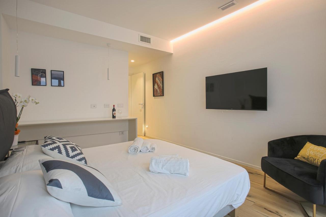 Milan Chic Luxury Apartments-Hosted By Sweetstay المظهر الخارجي الصورة